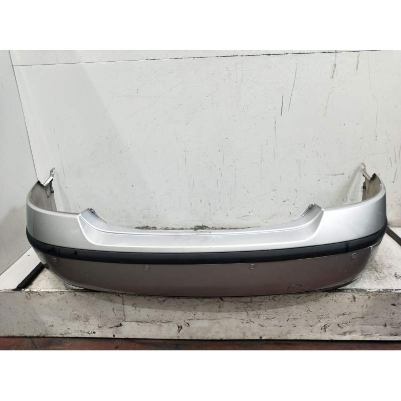 Recambio de paragolpes trasero para ford mondeo iii sedán (b4y) 2.0 tdci referencia OEM IAM   2001