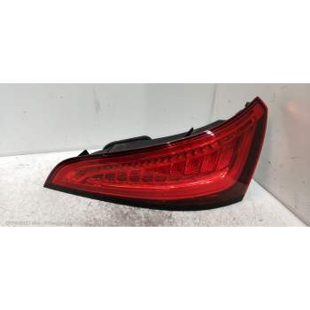 PILOTO TRASERO DERECHO 8R0945094C 