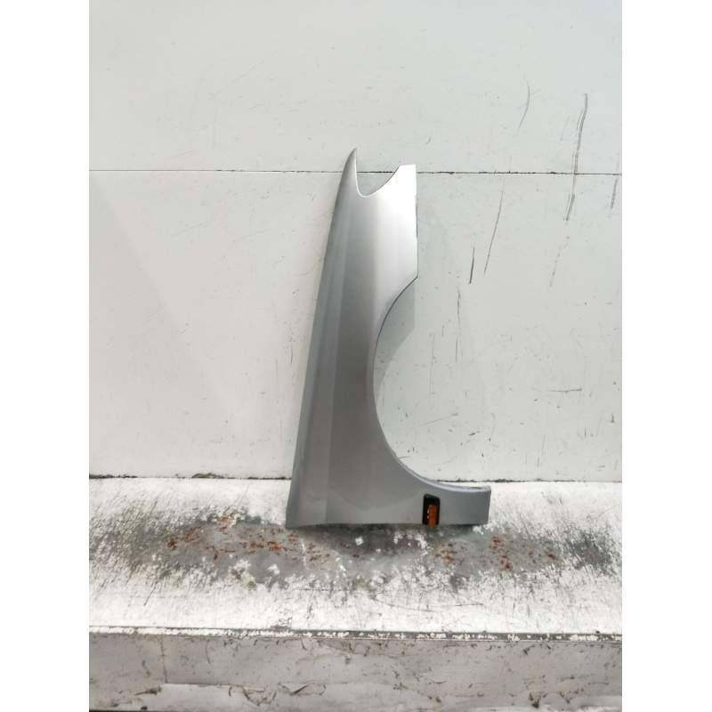 Recambio de aleta delantera derecha para peugeot 406 (8b) 1.9 td referencia OEM IAM   1995