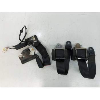 JUEGO CINTURONES TRASERO 3P 2004