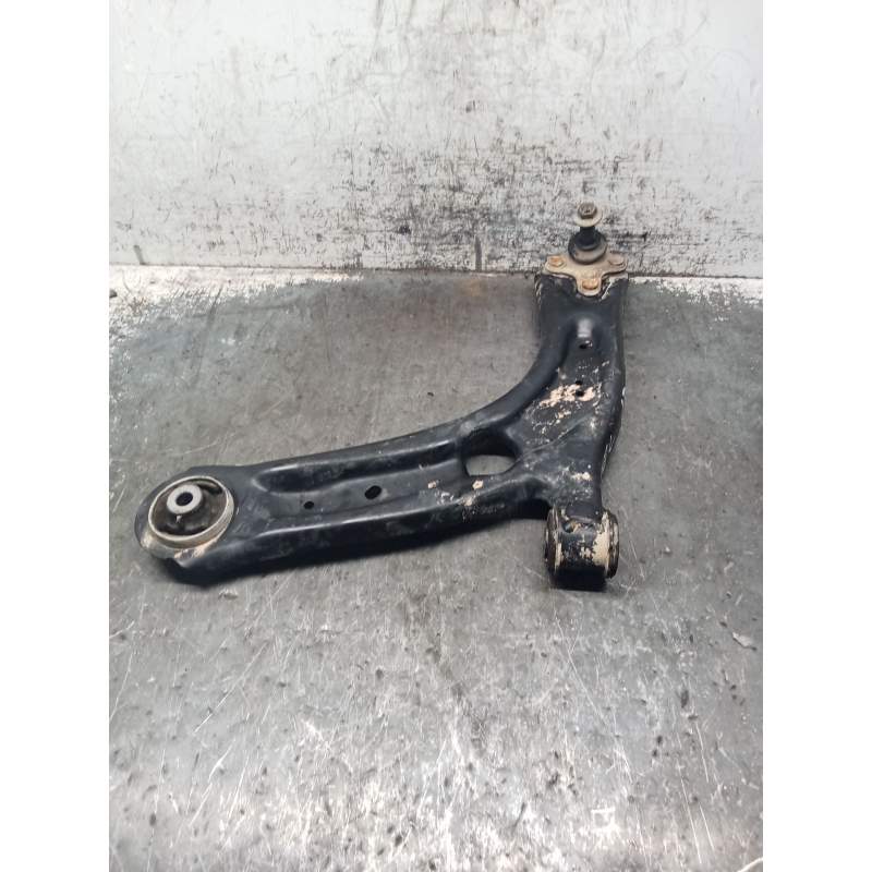 Recambio de brazo suspension inferior delantero izquierdo para volkswagen touran (5t1) 1.6 tdi referencia OEM IAM   