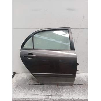 PUERTA TRASERA DERECHA 4P 2002