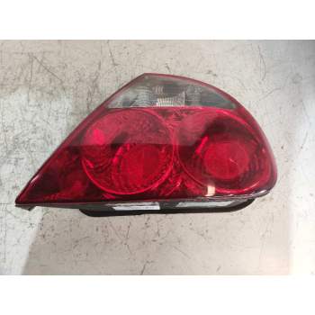 PILOTO TRASERO DERECHO XR8313404AG 23603802 