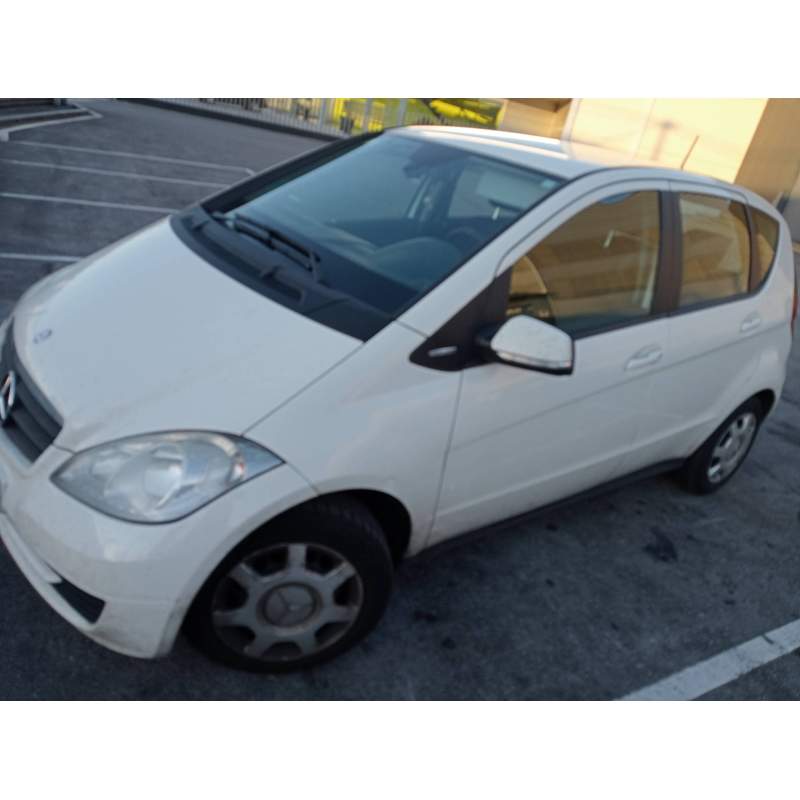 MERCEDES-BENZ CLASE A (W169)