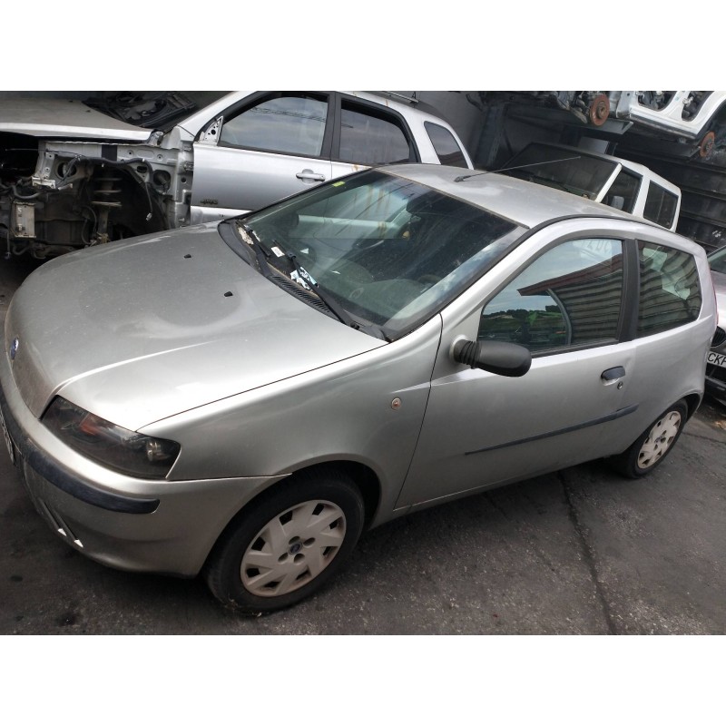 fiat punto berlina (188) del año 2001