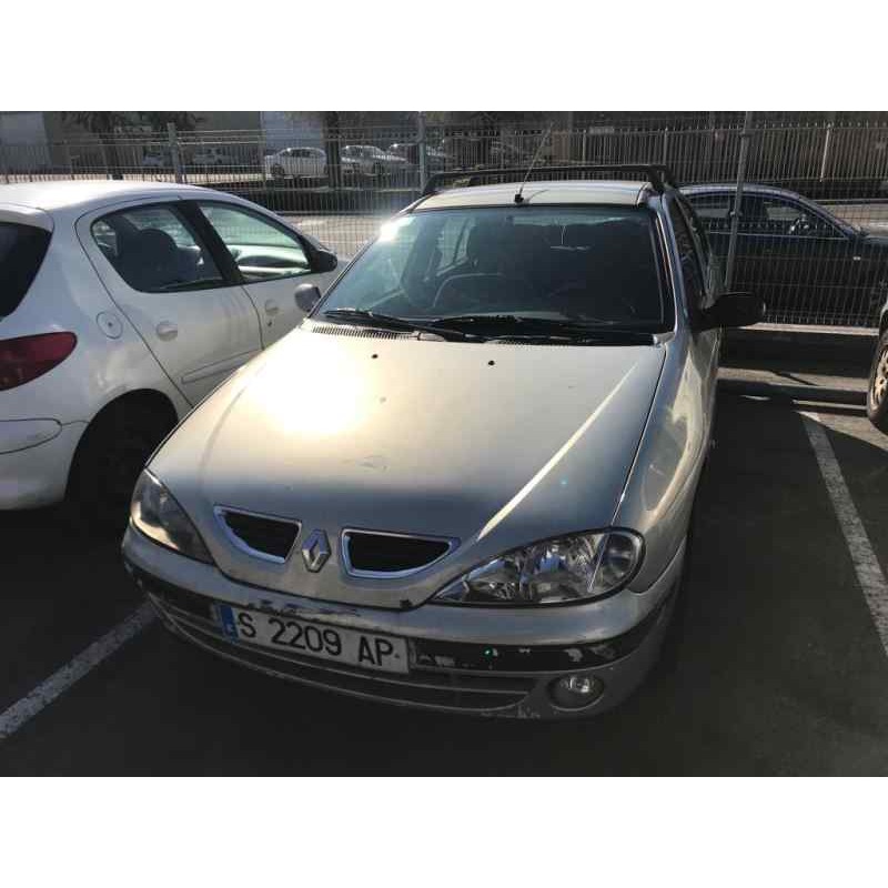 renault megane i classic (la0) del año 2000