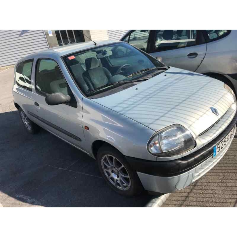 renault clio ii fase i (b/cbo) del año 2001