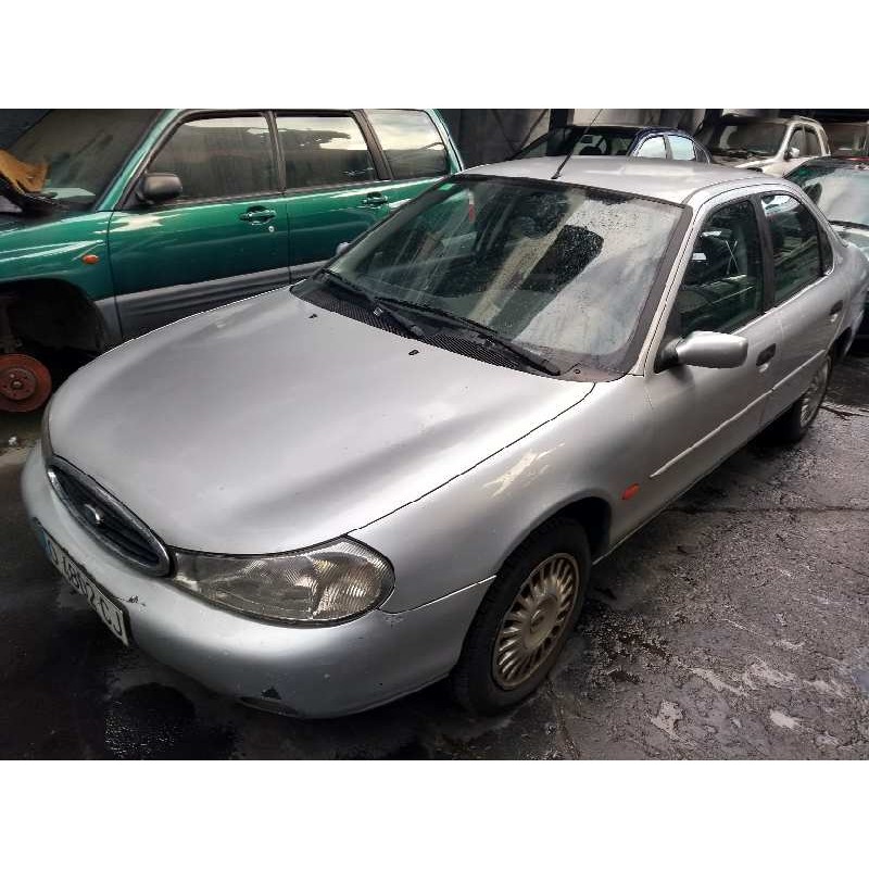 ford mondeo berlina (gd) del año 2000