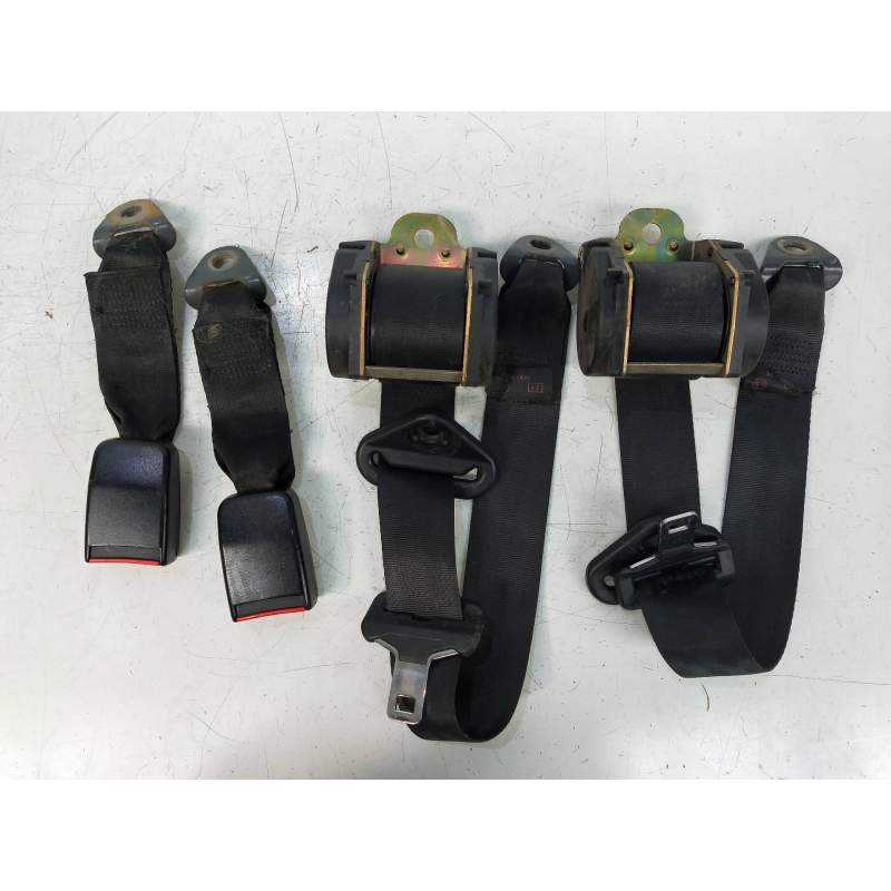 Recambio de juego cinturones trasero para citroën saxo 1.5 diesel referencia OEM IAM  99 3P