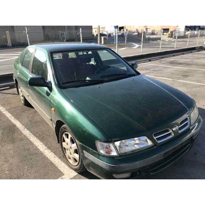 nissan primera berlina (p11) del año 1997