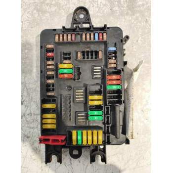 CAJA RELES / FUSIBLES V8938907001 6114 19032016 19554000001 900379