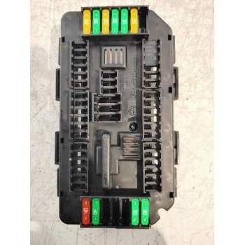 CAJA RELES / FUSIBLES V7938906801 6114 21032016 19545000001 9011272