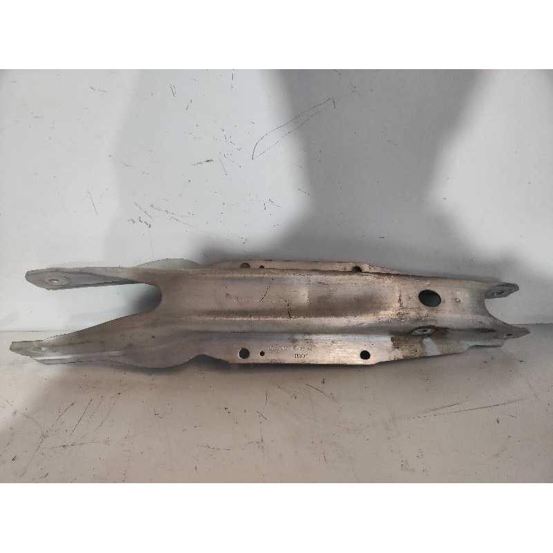Recambio de brazo suspension inferior trasero izquierdo para mercedes-benz clase cla (w117) referencia OEM IAM A2463520202 24635