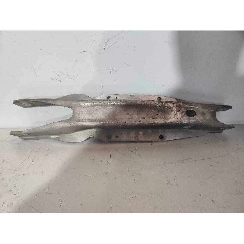 Recambio de brazo suspension inferior trasero derecho para mercedes-benz clase cla (w117) referencia OEM IAM A2463520202 2463520