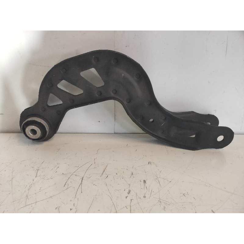 Recambio de tirante trasero derecho para mercedes-benz clase cla (w117) referencia OEM IAM A2463501006  