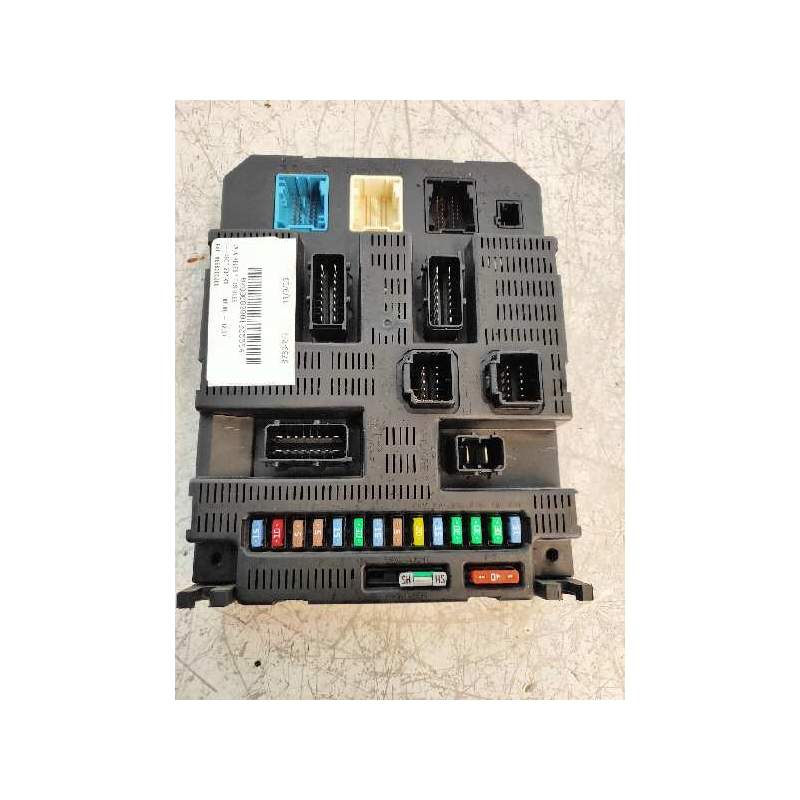 Recambio de caja reles / fusibles para peugeot 207 xs referencia OEM IAM 9659285380 2004P0600 14G 2006