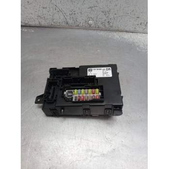 CAJA RELES / FUSIBLES 13410468 401154265 28336247 2010