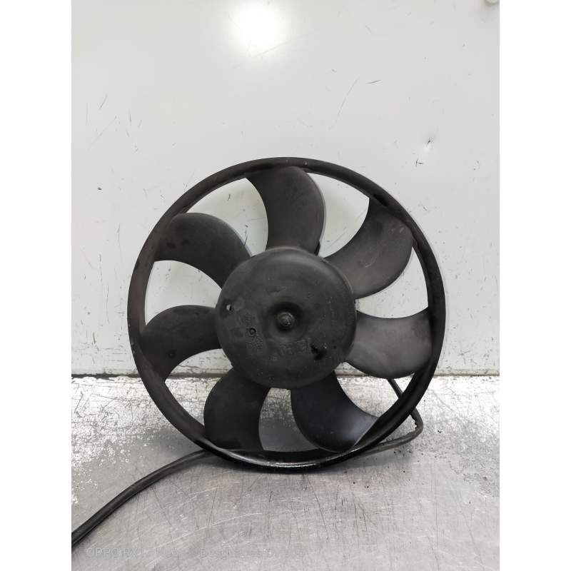 Recambio de electroventilador para volkswagen passat berlina (3b2) básico referencia OEM IAM 8D0959455CD 18G 1997