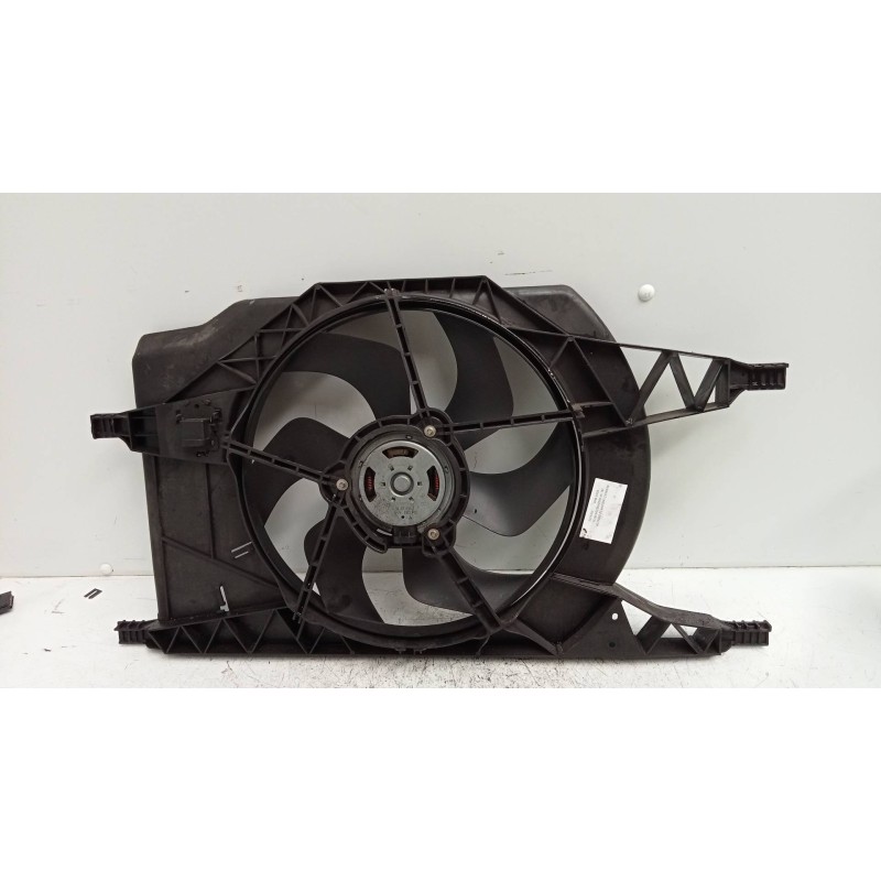 Recambio de electroventilador para renault laguna ii (bg0) authentique referencia OEM IAM 8200025635  