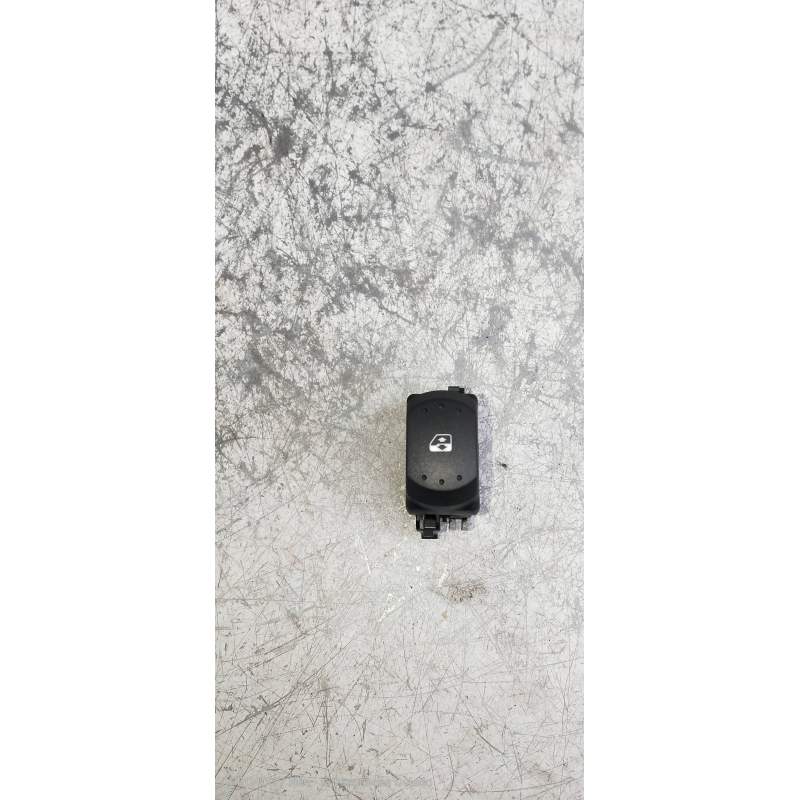 Recambio de mando elevalunas delantero derecho para renault laguna ii (bg0) authentique referencia OEM IAM 8200002431  2002