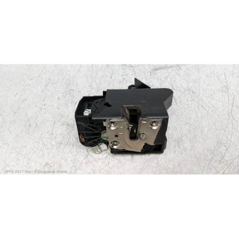 Recambio de motor cierre centralizado delantero derecho para dacia sandero comfort referencia OEM IAM 805026816R  