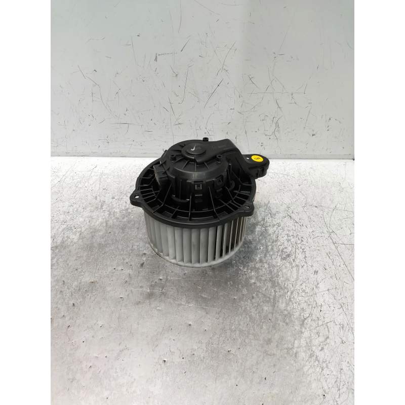 Recambio de motor calefaccion para kia ceed referencia OEM IAM F00S330106 F00S3B2474 2012