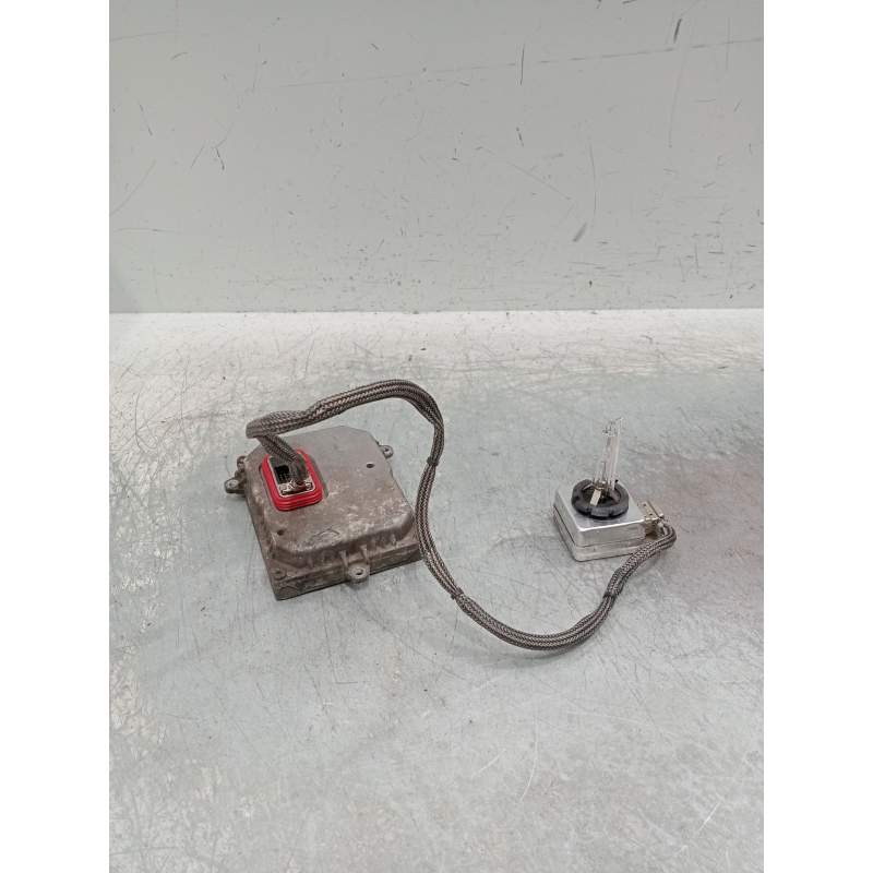 Recambio de bombillas para audi a3 (8p1) 2.0 tdi 16v referencia OEM IAM 130329115 1039f01459 2004