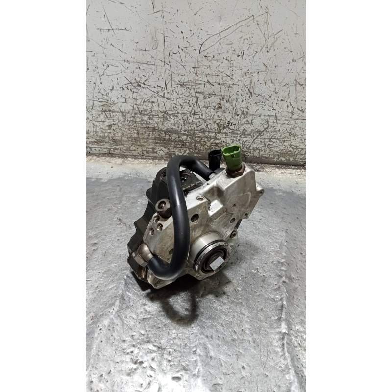 Recambio de bomba inyeccion para volvo c30 d5 kinetic referencia OEM IAM 0445010111 30756125 