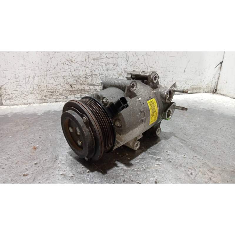Recambio de compresor aire acondicionado para ford fiesta (ccn) trend referencia OEM IAM AV1119D629AC  2012