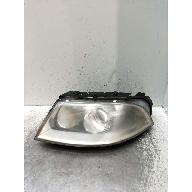 Recambio de faro izquierdo para volkswagen passat b5.5 (3b3) 1.9 tdi referencia OEM IAM 3B0941015AN 1EL00835001 2001