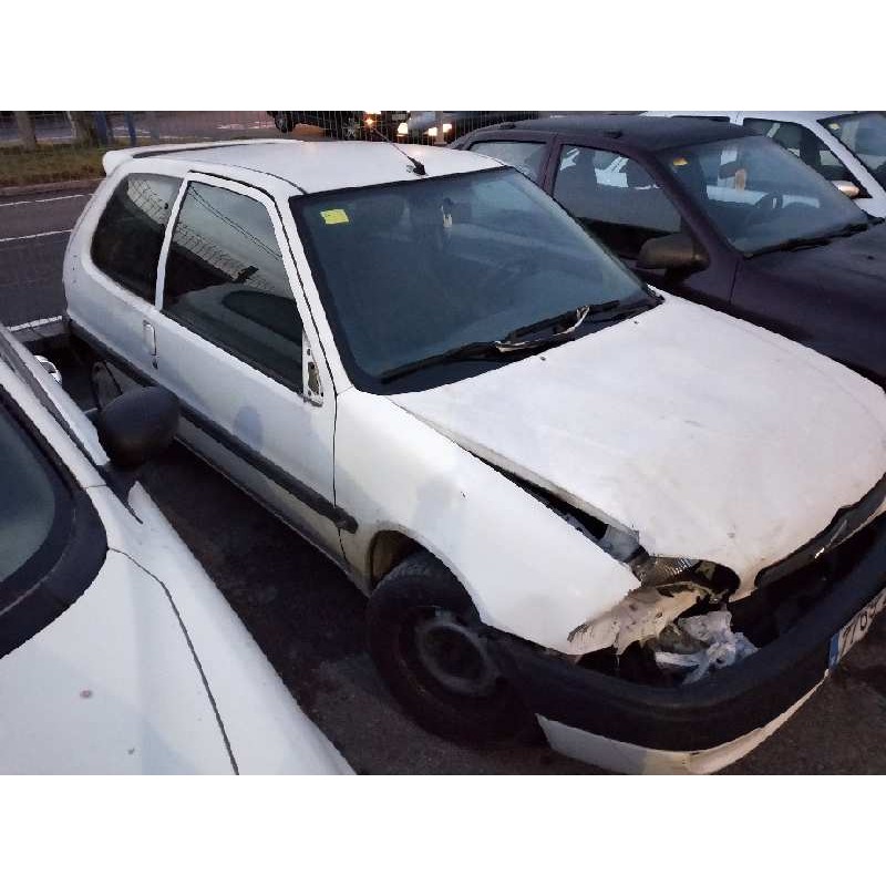 citroen saxo del año 2001