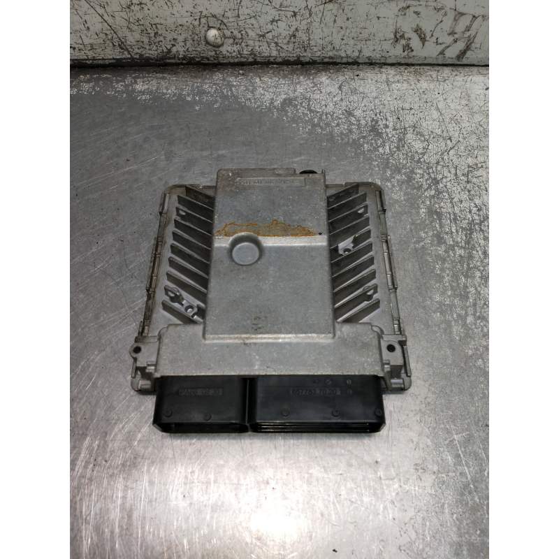 Recambio de centralita motor uce para volkswagen passat berlina (3c2) referencia OEM IAM 03G906018CD 5WP45600AA 2005
