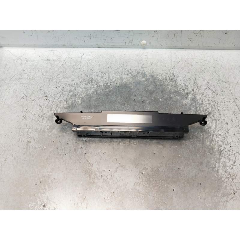Recambio de pantalla multifuncion para kia ceed referencia OEM IAM 94510A2350WK 2510117A0147 2012