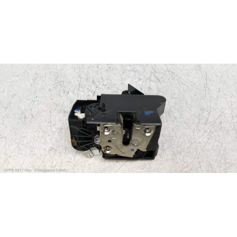 Recambio de motor cierre centralizado trasero derecho para dacia sandero comfort referencia OEM IAM 825022281R  