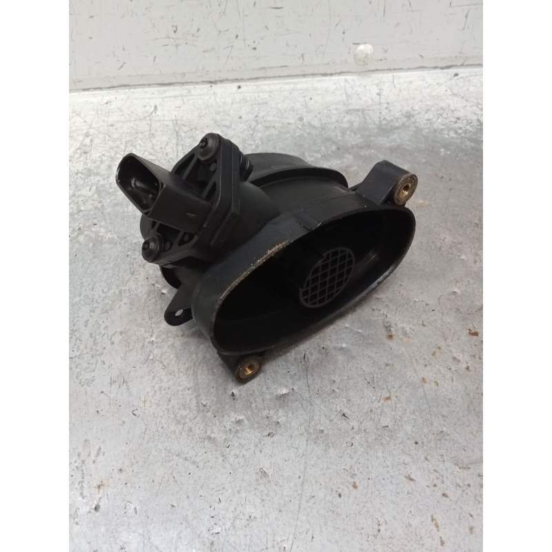 Recambio de caudalimetro para bmw serie 3 touring (e46) 2.0 16v diesel cat referencia OEM IAM 0928400527  