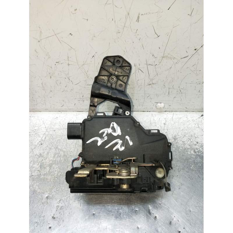 Recambio de motor cierre centralizado delantero izquierdo para volkswagen passat b5 (3b2) 1.8 t referencia OEM IAM 3B0837867 4P 
