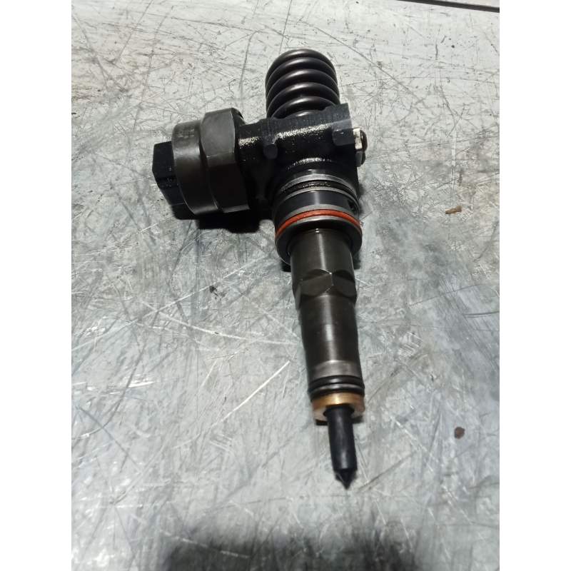 Recambio de inyector para volkswagen passat b5.5 (3b3) 1.9 tdi referencia OEM IAM 038130073AA 0414720028 