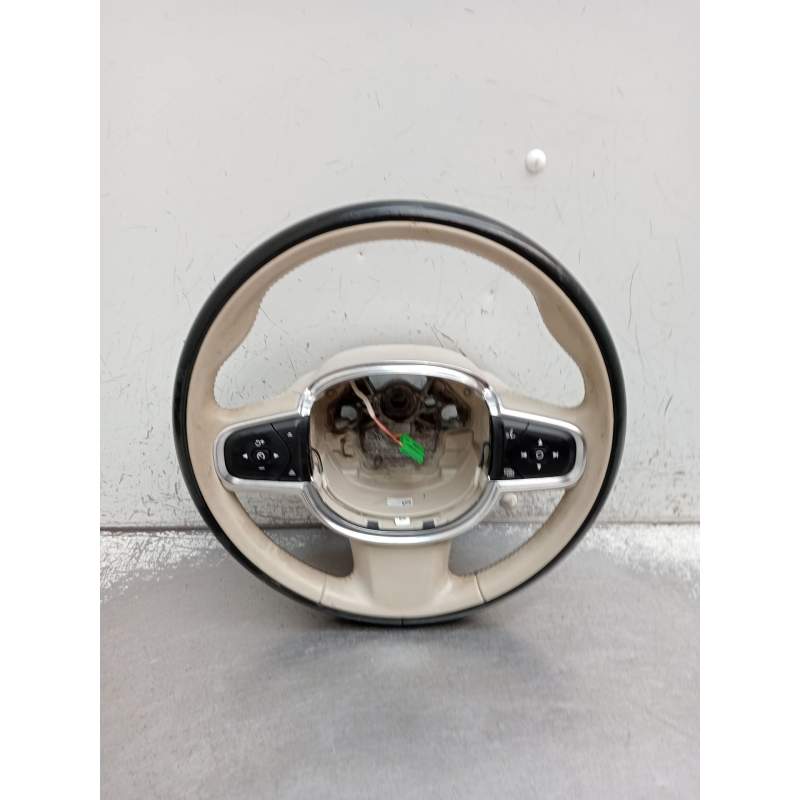 Recambio de volante para volvo xc60 business plus 2wd referencia OEM IAM   