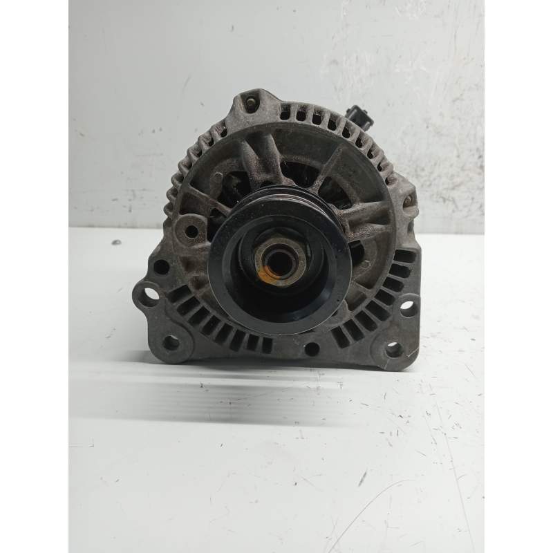 Recambio de alternador para audi a3 (8l) referencia OEM IAM 0123320034 037903025C 1996