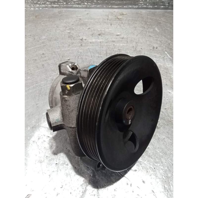 Recambio de bomba direccion para ssangyong rodius i 2.7 xdi referencia OEM IAM  27XDI 2005