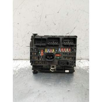 CAJA RELES / FUSIBLES S1189830040 BSML0400 