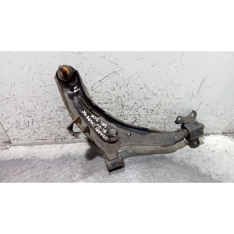 Recambio de brazo suspension inferior delantero derecho para hyundai coupe (j2) referencia OEM IAM   