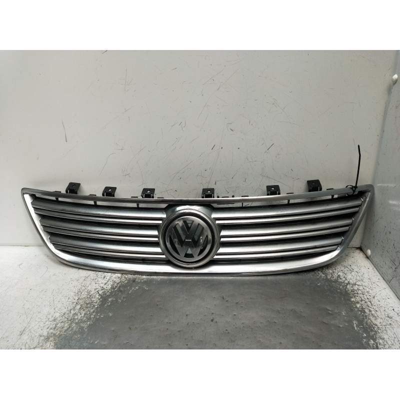 Recambio de rejilla delantera para volkswagen phaeton (3d2/3d8) tdi v10 (4 asientos) referencia OEM IAM   2002