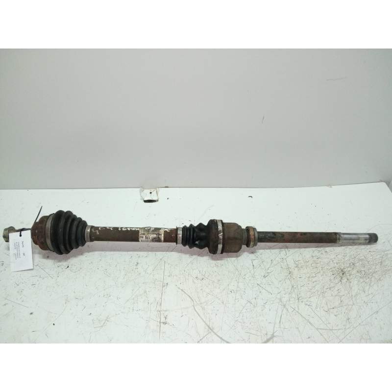 Recambio de transmision delantera derecha para citroën c4 berlina collection referencia OEM IAM 9637117880 16HDI 2004
