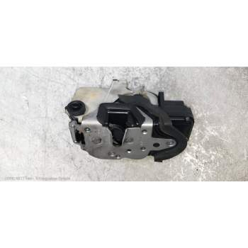 MOTOR CIERRE CENTRALIZADO TRASERO DERECHO 13579566 5P 2012