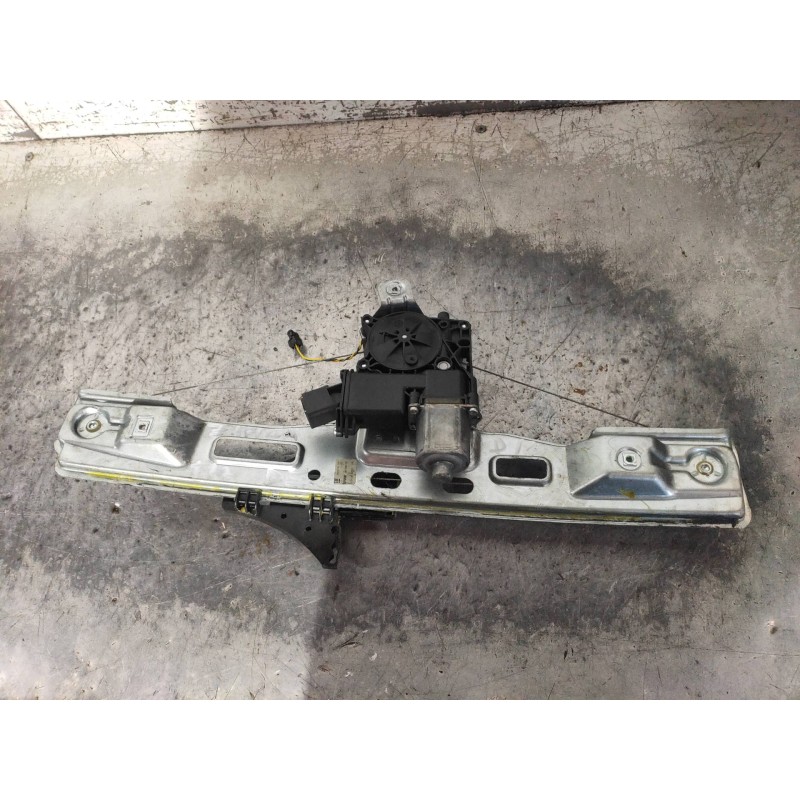 Recambio de elevalunas trasero derecho para opel zafira tourer excellence referencia OEM IAM 13260142 927208105 