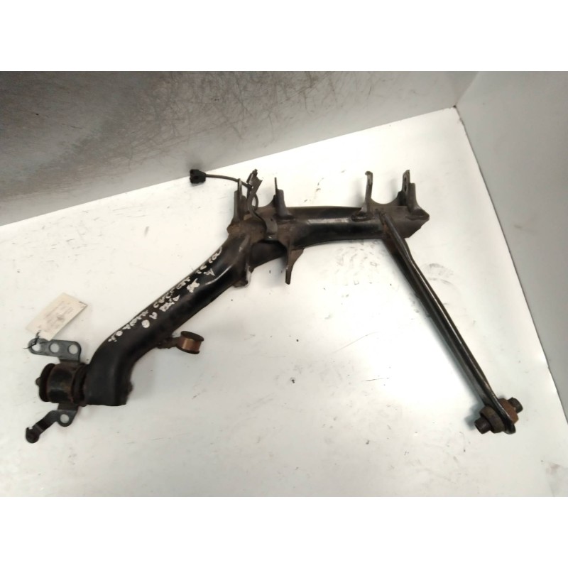 Recambio de brazo suspension inferior trasero derecho para toyota celica (t23) 1.8 16v cat referencia OEM IAM   