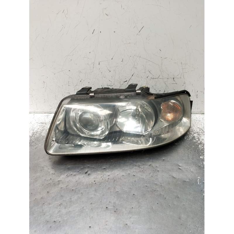 Recambio de faro izquierdo para audi a3 (8l1) 1.6 referencia OEM IAM   2000