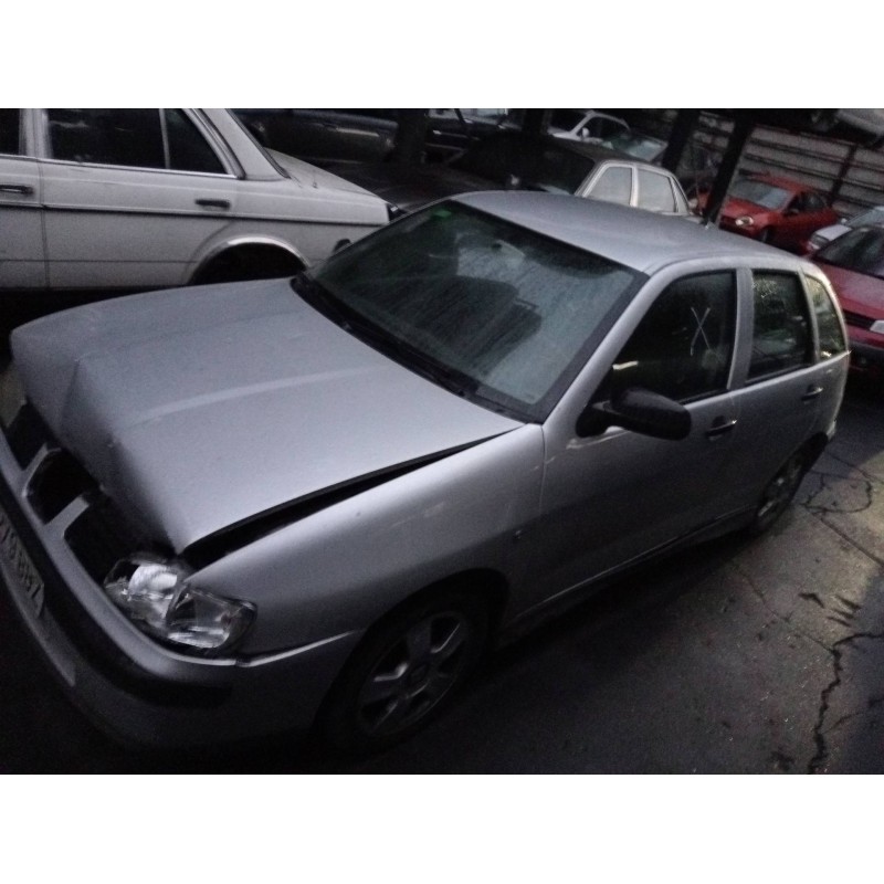 seat ibiza (6k1) del año 2000