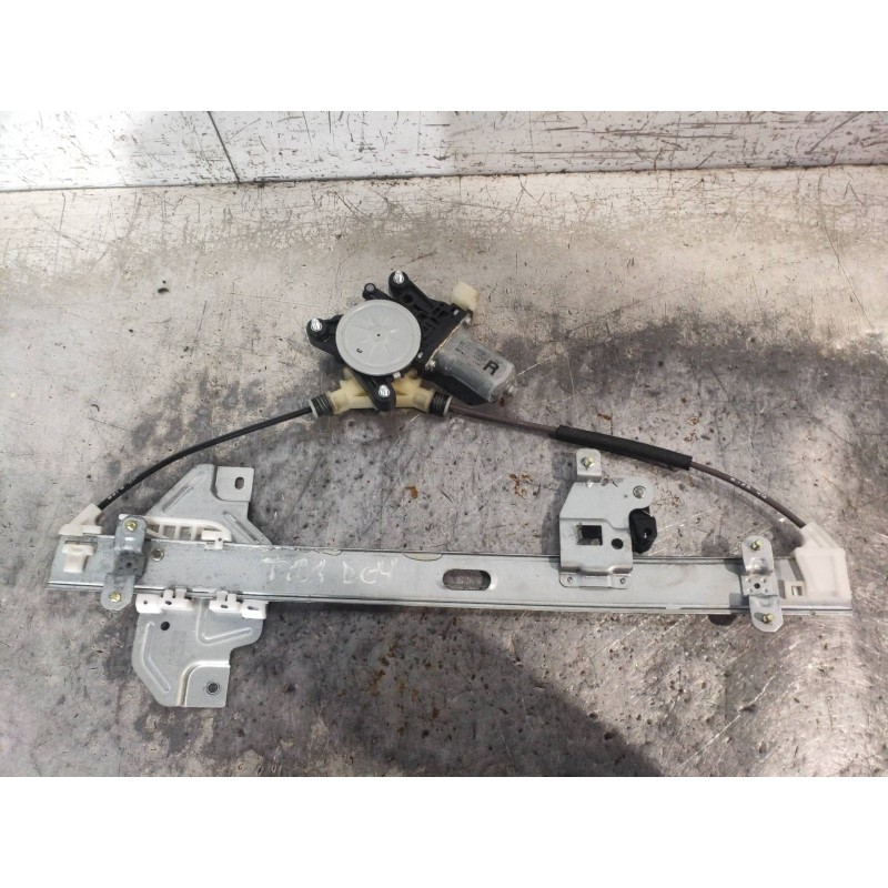 Recambio de elevalunas trasero derecho para kia carnival 2.9 crdi cat referencia OEM IAM 824604D020 2621003590 